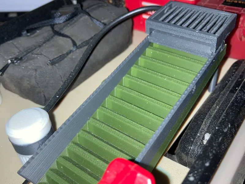 1/10 Gold Mining