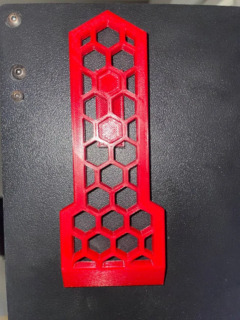 Minimal Hex Scraper Hanger
