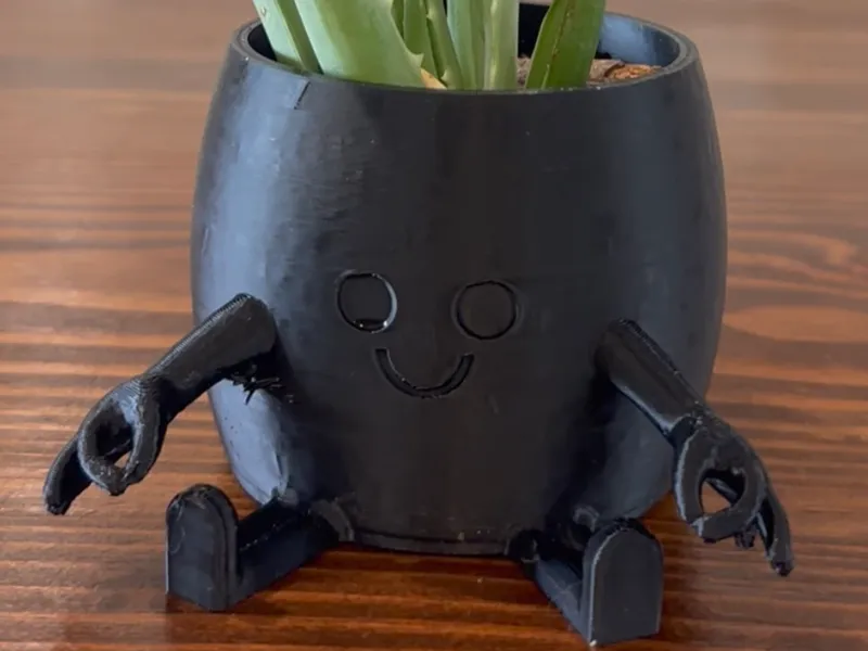Gotcha hands sitting pot with holes