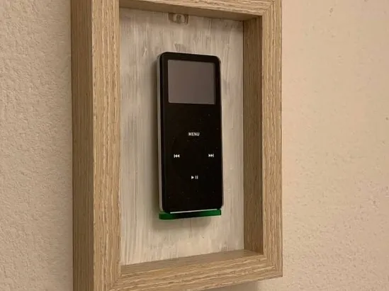 iPod nano 1g wallmount