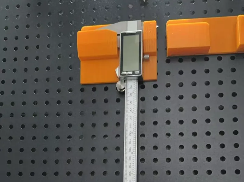 16mm圆形洞洞卡尺挂架