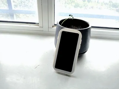 MAD brand orange (Apple) phone 26 pro