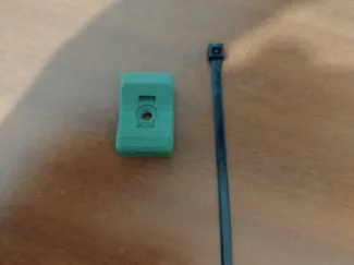 Clip fermacavo