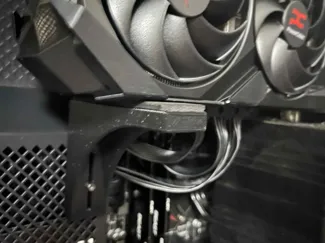 Montech HS01 Vertical GPU support