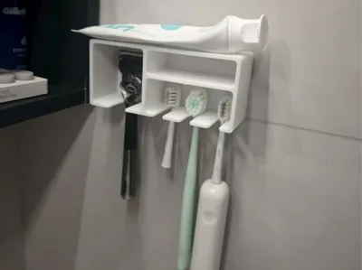 Toothbrush holder