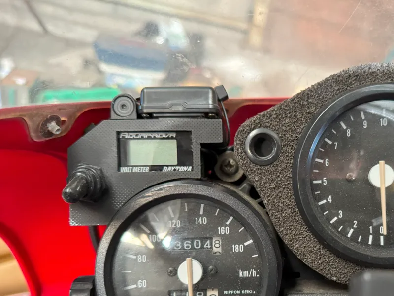 NSR250R mount for additional switch and voltmeter