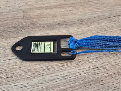 Cross stitch thread holder - Point de croix DMC