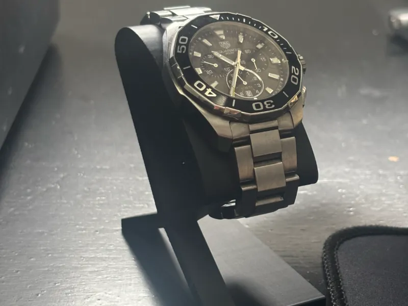 Watch stand
