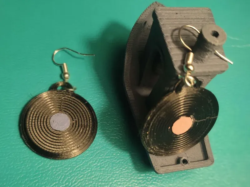 Vinyl Record earrings (made for fdm printers)
