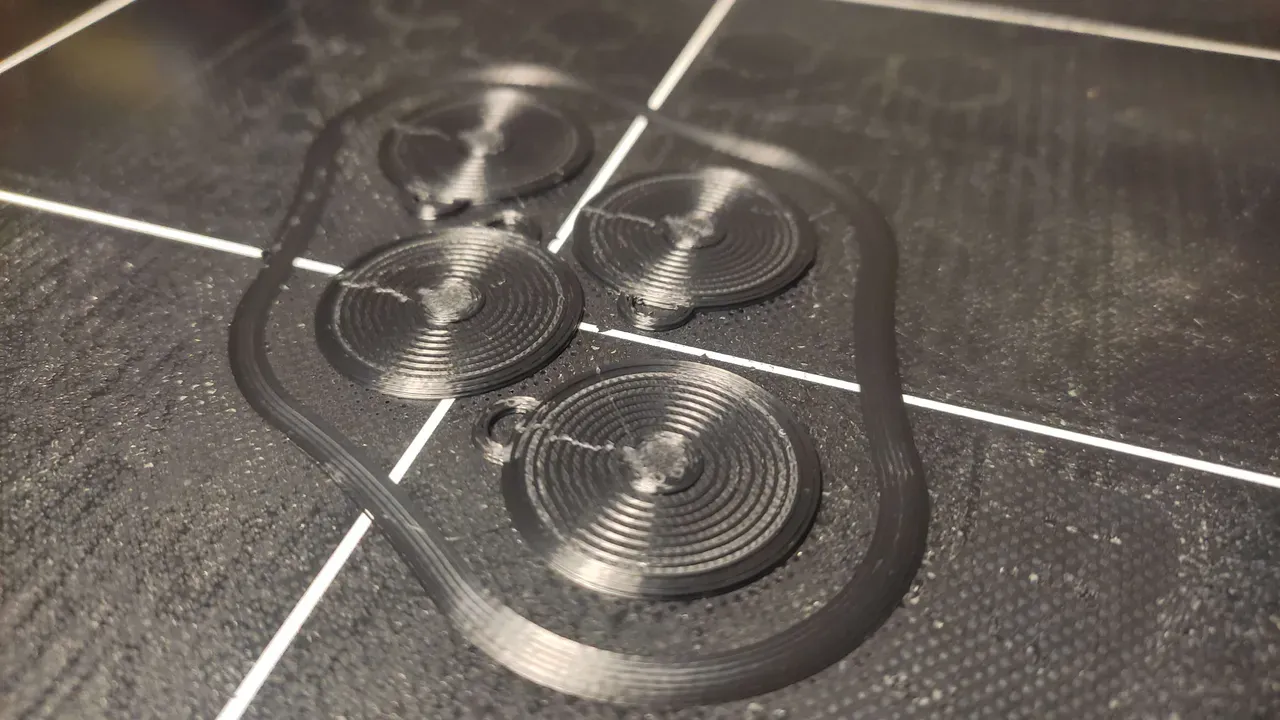 Vinyl Record earrings (made for fdm printers) view 3
