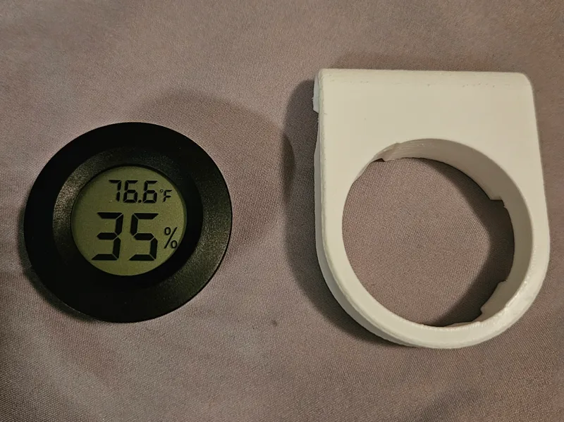 Hanging hygrometer holder for 8mm horizontal rod