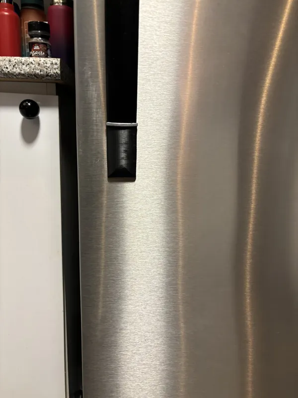 Frigidaire – Fridge/Freezer Door Handle End Cap