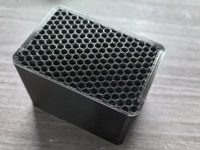 Small box with sliding lid and snap lock