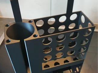 Spülmaschinentabshalter für den Küchenschrank