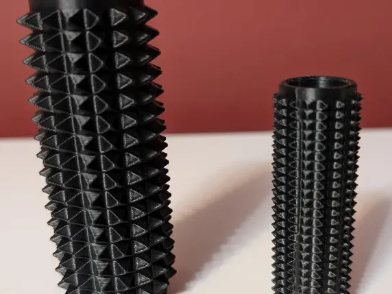 spike roller