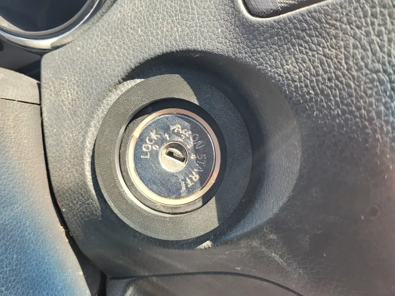 02-06 Nissan Altima key cylinder cover