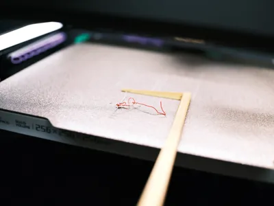 【Practical Gadget】Hook Rod - Quick Bed Cleaning Sickle | Instantly Clear Bed Waste During Printing, No Pause Needed for Peace of Mind!