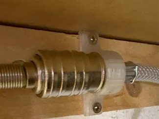 Anclaje para manguera de aire