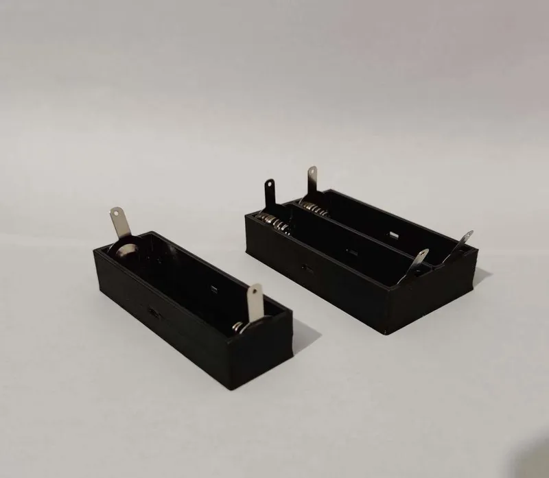 Simple 18650 Li-On Battery Holder (1x, 2x, 3x, 4x)