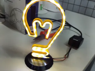 Luminária de fio