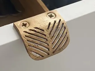 Leaf door handle