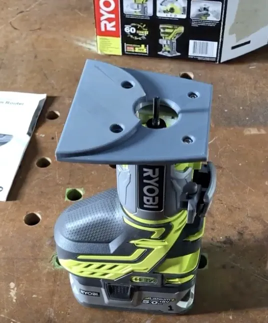 Base de corte al ras para la fresadora de molduras Ryobi One+ - Modelo ...