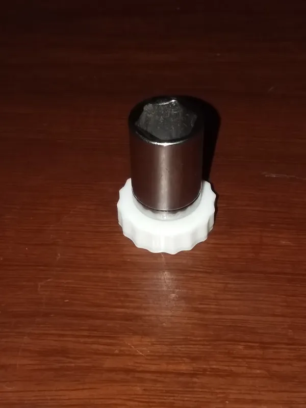 1/4" thumb wrench