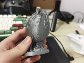 异形花手绘笔架
