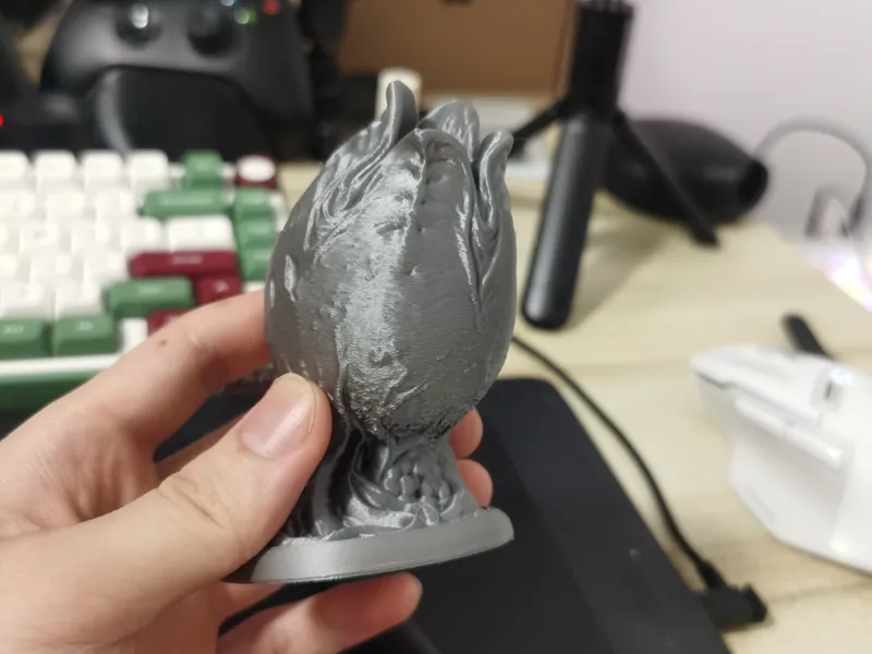 异形花手绘笔架