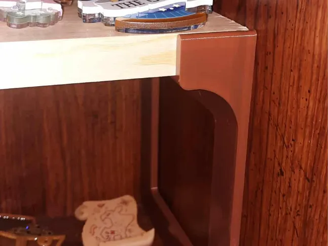 Easy add-on shelf brackets