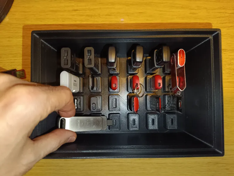 USB Box Type A and C (24 drives)