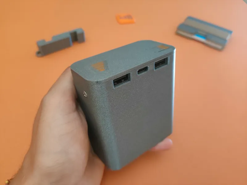Ultra compact PowerBank 28000mAh