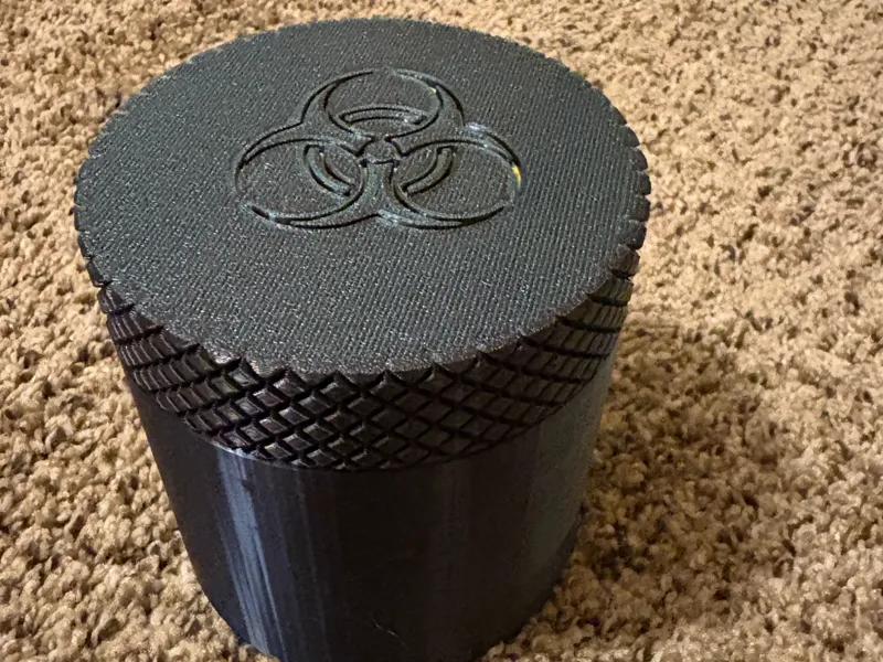 Biohazard Container with Screw on lid
