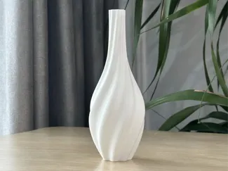 波纹扭旋花瓶