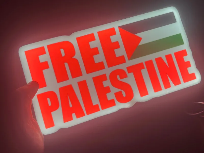 Lightbox Free Palestine