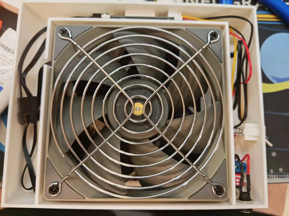 Soft Router Thermostatic Cooler by Sin MakerWorld: Download Free 3D Models