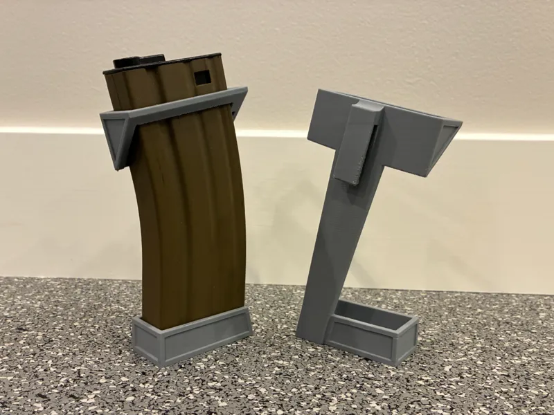 Airsoft Magazine Belt Clip