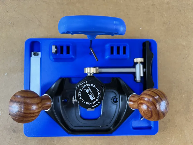 KM-17 Router Plane storage tray