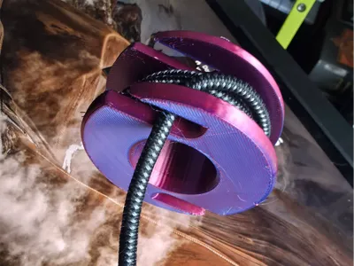 Cable holder