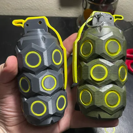 Helldivers G-7 Pineapple Grenade Prop - Free 3D Print Model