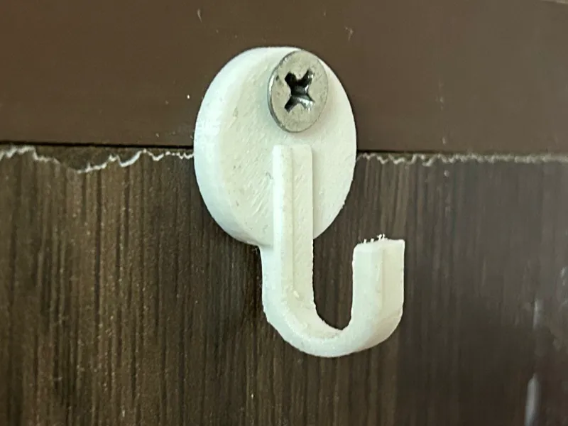 Compact 3D-Printed Hook / Hanger