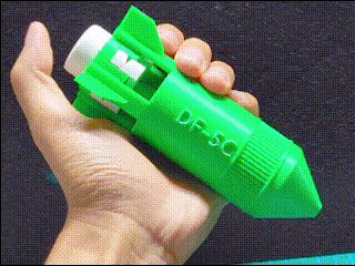 Q版东风导弹自动笔套
