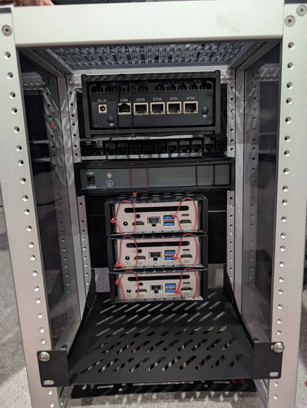 Custom Vented Mini Rack Shelf (10 & 6 Inch Racks) - Free 3D Print Model ...