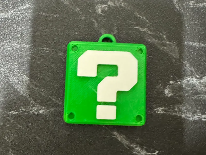 Super Mario Keychain question mark breloczek znak 