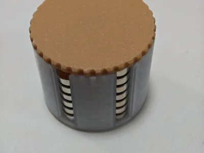 LR44 Battery Storage Box with Lid