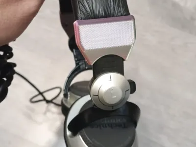 Technics headphone casing