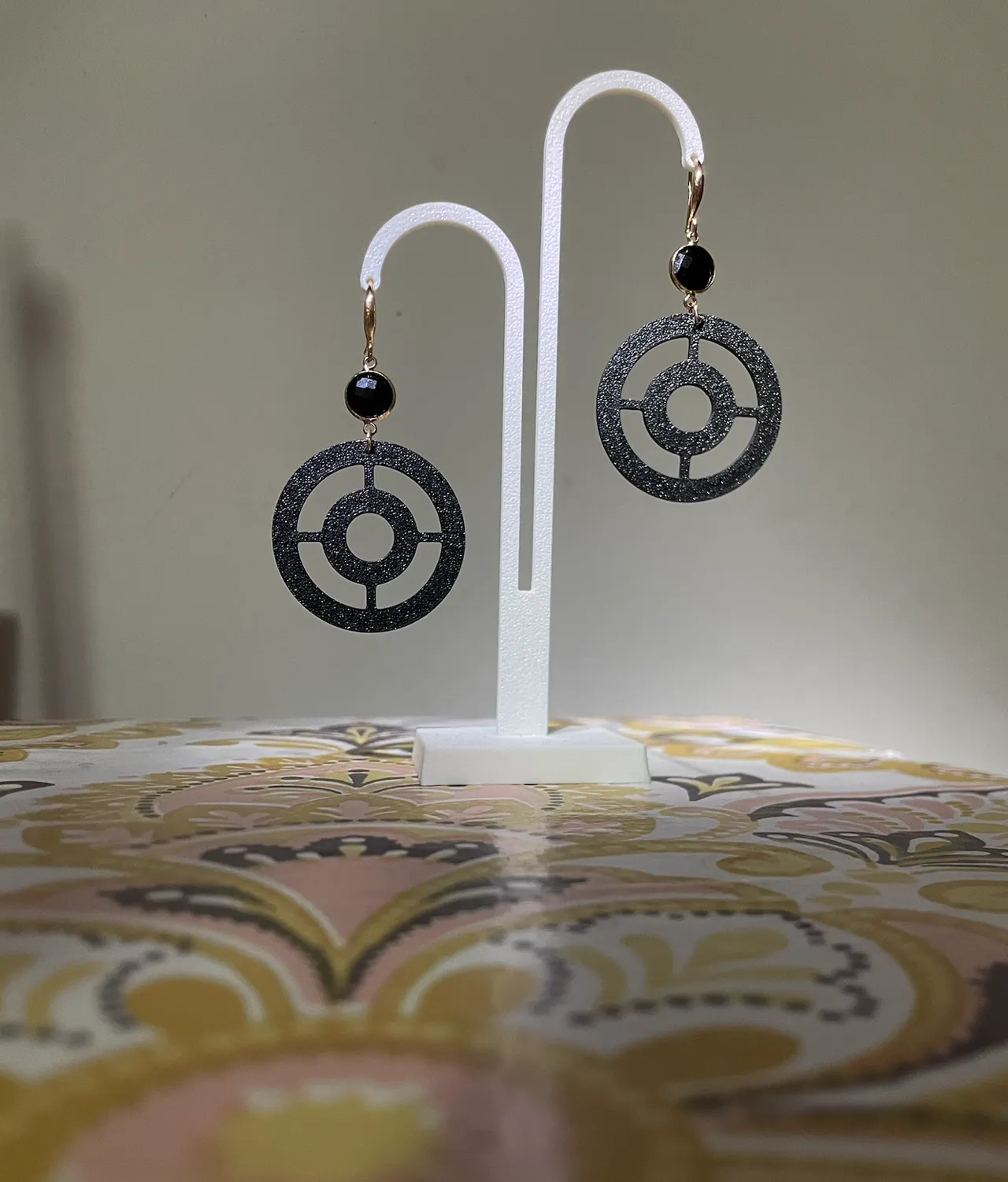 Earrings view 3