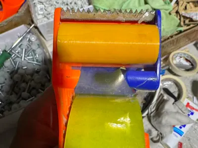 tape dispenser roller