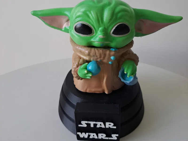Luminária Baby Yoda