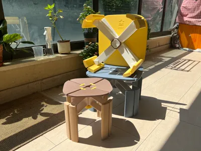 Crab Stool